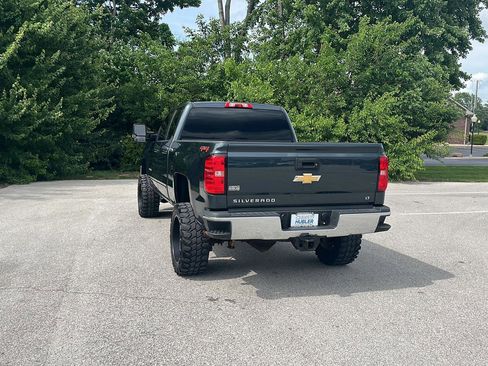 Used 2018 Chevrolet Silverado 2500 LT w/ All Star Edition AWD/4WD image 3