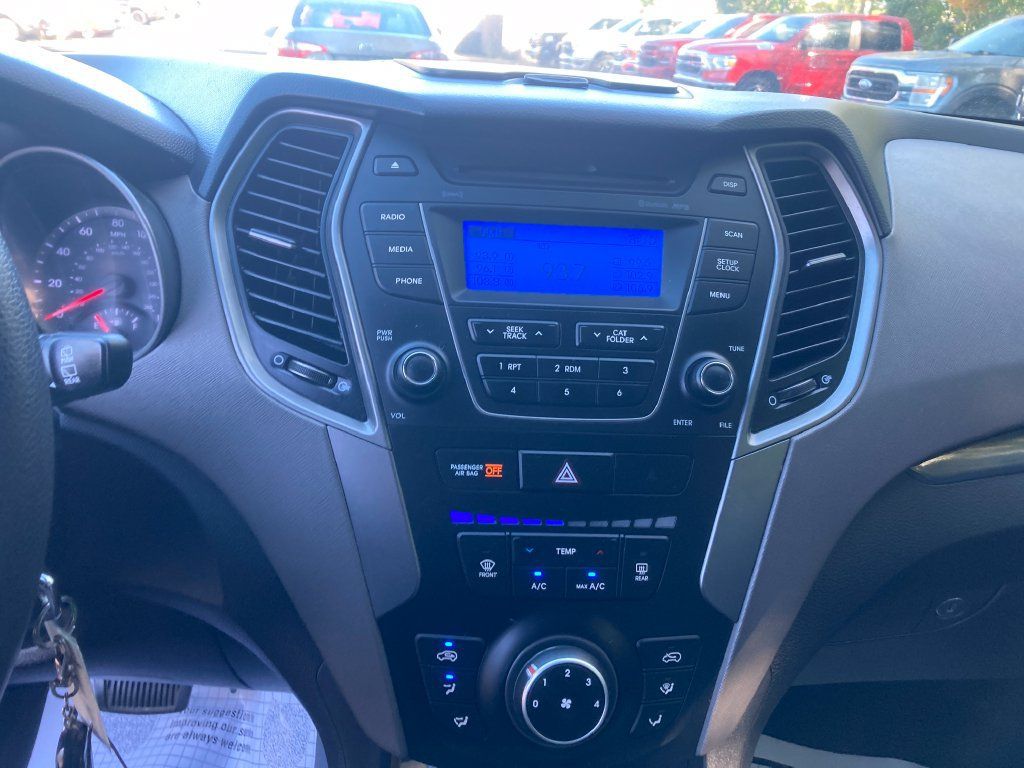 Used 2016 Hyundai Santa Fe Sport AWD/4WD image 23