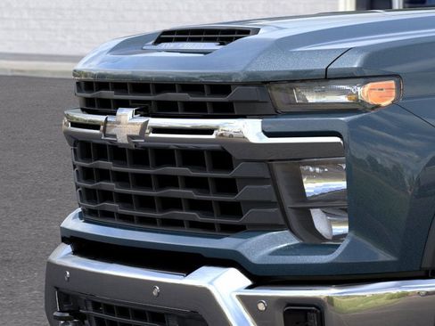 New 2026 Chevrolet Silverado 2500 LT w/ All Star Edition AWD/4WD image 13