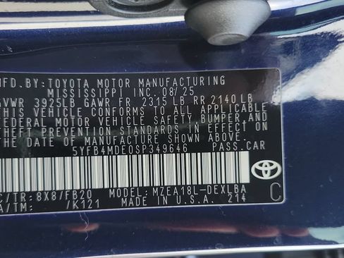 Used 2025 Toyota Corolla LE FWD image 26