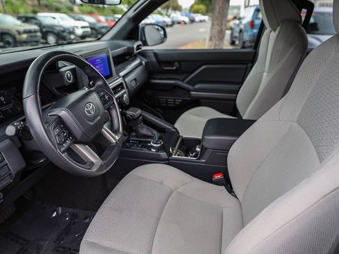 Certified 2025 Toyota 4Runner SR5 image 17