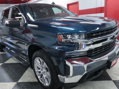 Used 2019 Chevrolet Silverado 1500 LT w/ All-Star Edition AWD/4WD image 4