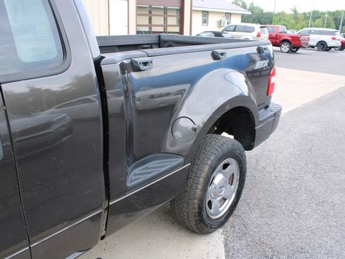 Used 2006 Ford F150 STX AWD/4WD image 4