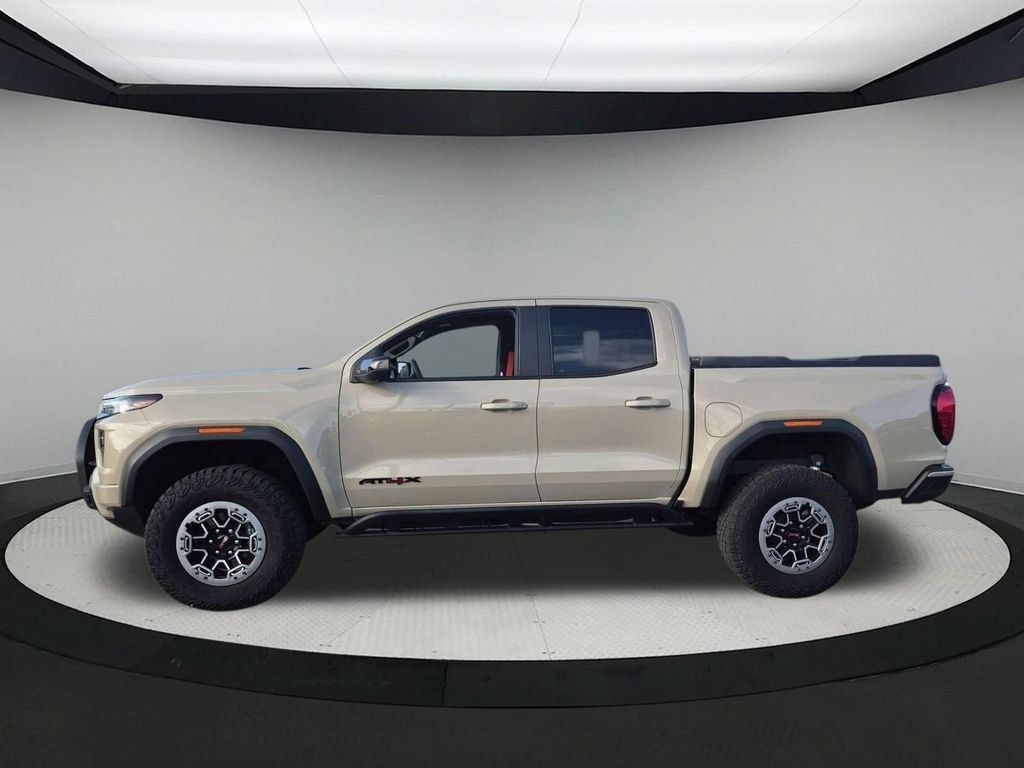 Used 2023 GMC Canyon AT4X w/ Edition 1 AWD/4WD image 5