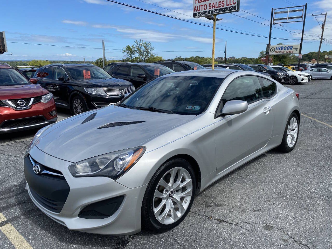 Used 2013 Hyundai Genesis 2.0T RWD image 1