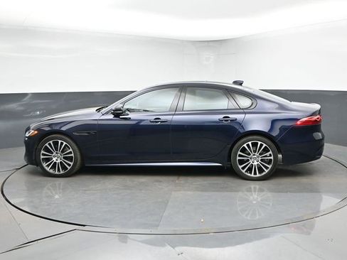 Used 2024 Jaguar XF R-Dynamic SE AWD/4WD image 6