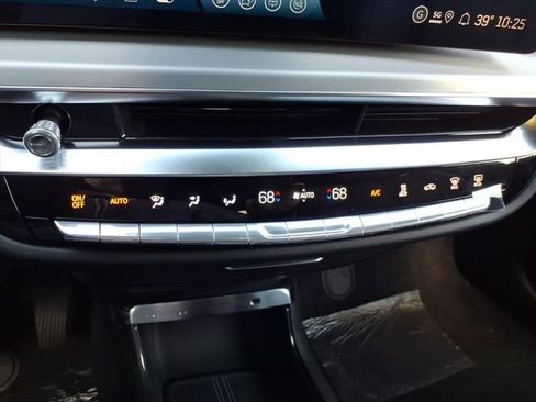 New 2026 Cadillac Lyriq Sport w/ LPO, ONYX Package AWD/4WD image 30