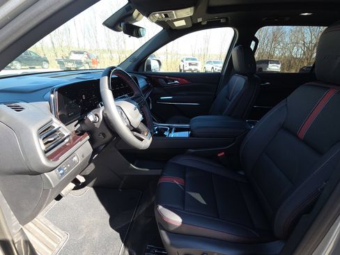New 2026 Chevrolet Traverse RS image 15