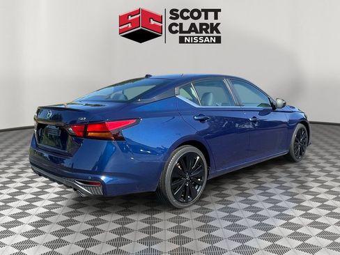 Used 2020 Nissan Altima 2.5 SR FWD image 6