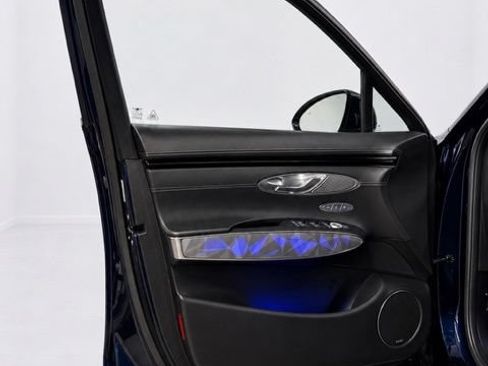 Used 2022 Genesis GV70 3.5T Sport w/ Sport Advanced Package AWD/4WD image 46