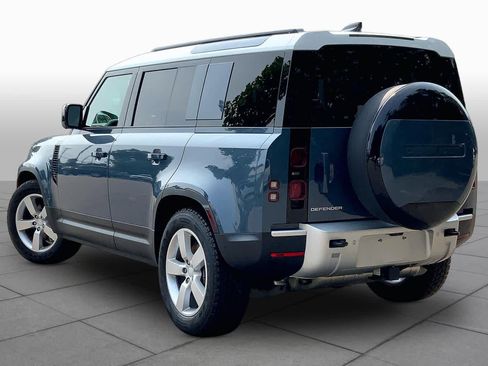 Used 2025 Land Rover Defender 110 S AWD/4WD image 11