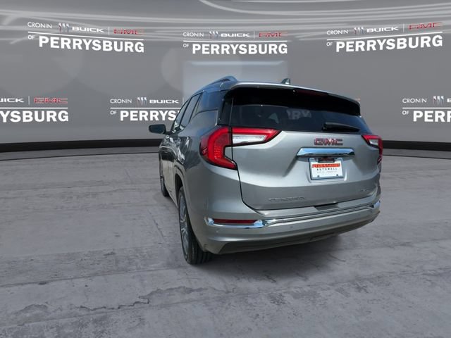Used 2023 GMC Terrain Denali w/ Denali Premium Package AWD/4WD image 6