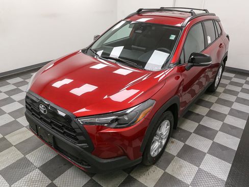 New 2026 Toyota Corolla Cross LE image 6