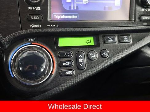 Used 2012 Toyota Prius C One image 19