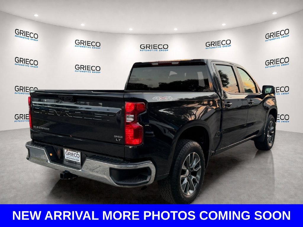 Used 2024 Chevrolet Silverado 1500 LT AWD/4WD image 7