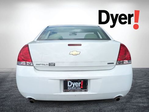 Used 2015 Chevrolet Impala Limited LS FWD image 5