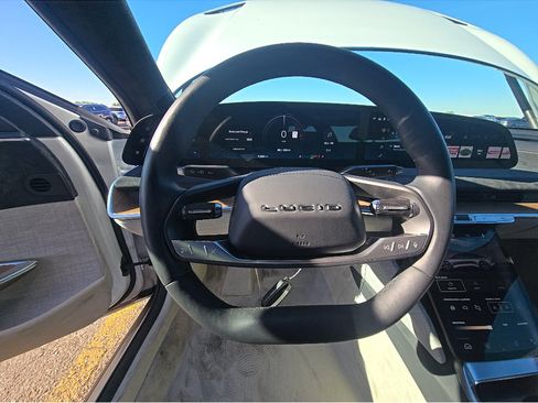 Used 2025 Lucid Air Grand Touring AWD/4WD image 8