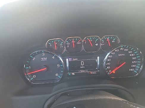 Used 2018 GMC Yukon XL SLT w/ Open Road Package image 26