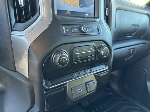 Used 2020 Chevrolet Silverado 1500 W/T image 28