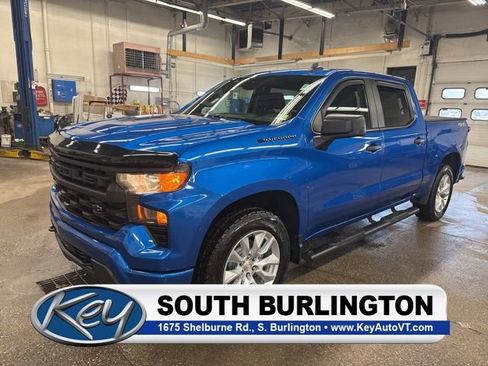 Used 2022 Chevrolet Silverado 1500 Custom w/ LPO, Dark Essentials Package AWD/4WD image 1