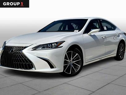 New 2025 Lexus ES 350 w/ Premium Package