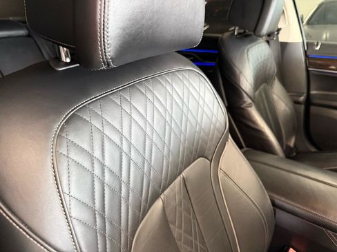 Used 2016 BMW 740i image 31