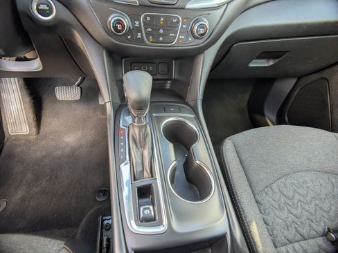 Used 2024 Chevrolet Equinox LT AWD/4WD image 22