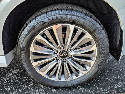 New 2026 INFINITI QX80 Luxe w/ Cargo Package AWD/4WD image 9