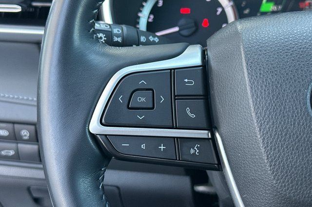 Used 2023 Toyota Highlander XSE AWD/4WD image 30
