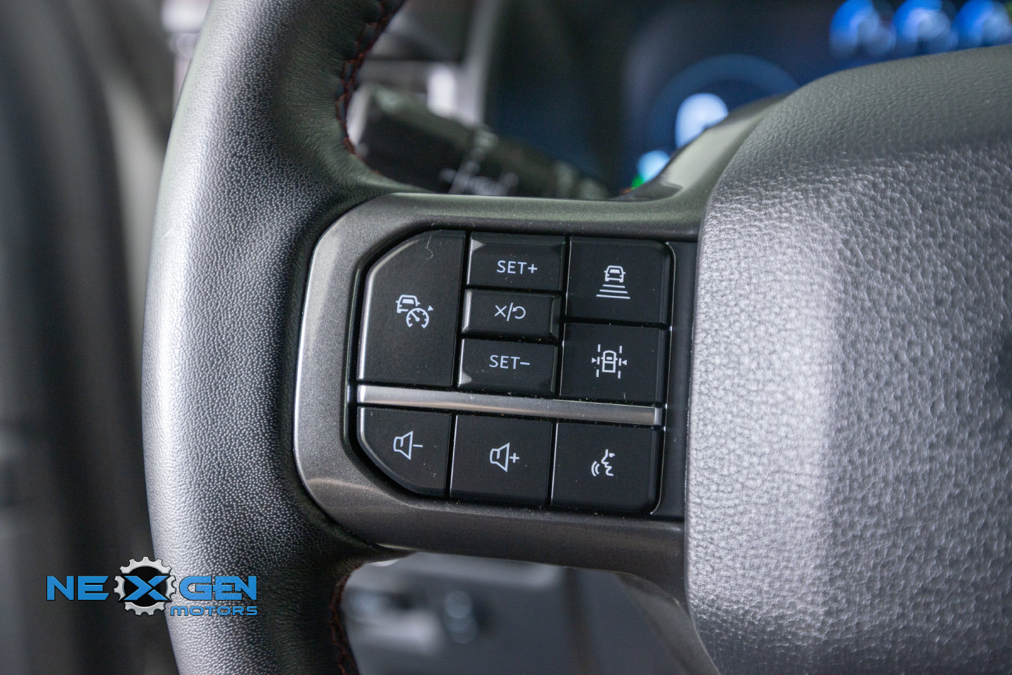Used 2024 Ford Expedition Max Limited AWD/4WD image 17