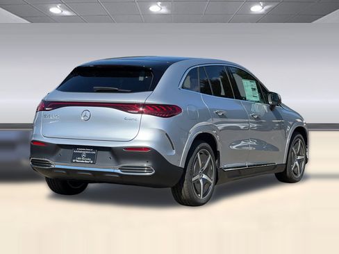 New 2026 Mercedes-Benz EQE 320 4MATIC SUV image 8