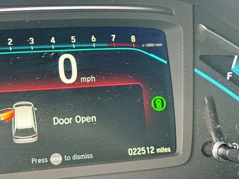 Certified 2024 Honda Odyssey Touring image 12