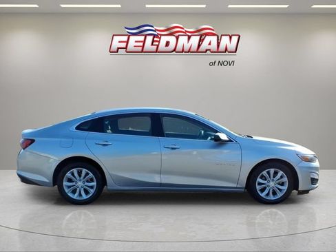 Used 2022 Chevrolet Malibu LT FWD image 6