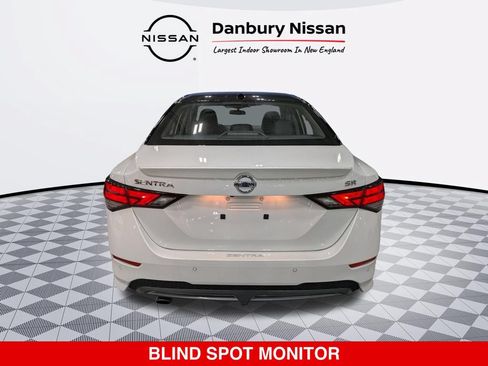 Certified 2023 Nissan Sentra SR w/ SR Premium Package FWD image 5