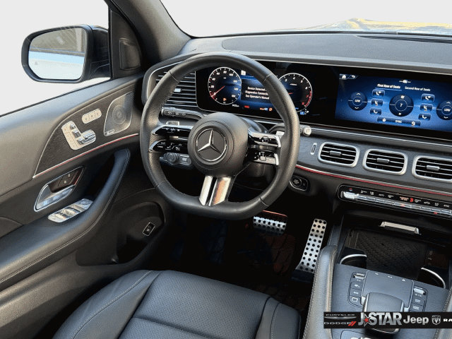 Used 2025 Mercedes-Benz GLS 450 4MATIC w/ AMG Line Exterior image 14