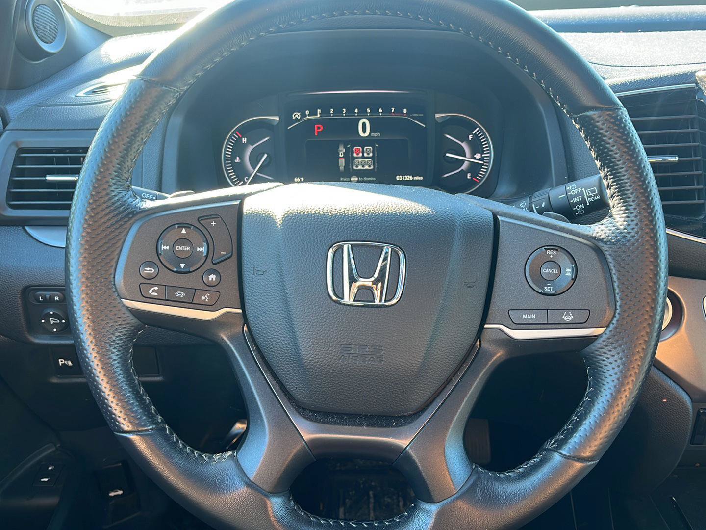 Certified 2025 Honda Passport EX-L image 8
