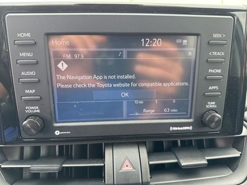 Used 2022 Toyota RAV4 LE image 24