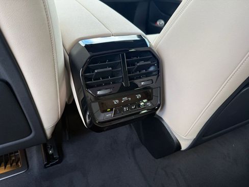 New 2026 BMW iX xDrive60 w/ Premium Package image 22