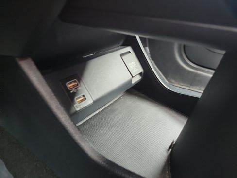 Certified 2022 Honda HR-V EX-L image 34