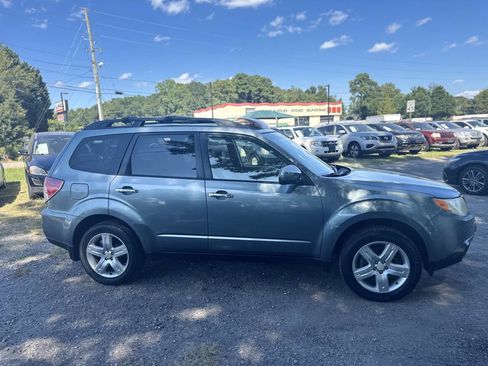 Used 2009 Subaru Forester 2.5X Limited image 4