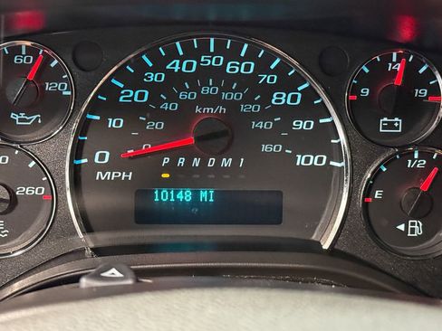 Used 2024 GMC Savana 2500 w/ Driver Convenience Package image 86