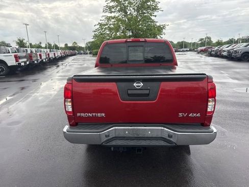 Used 2016 Nissan Frontier SV AWD/4WD image 5