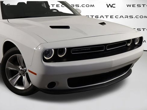 Used 2021 Dodge Challenger SXT RWD image 48