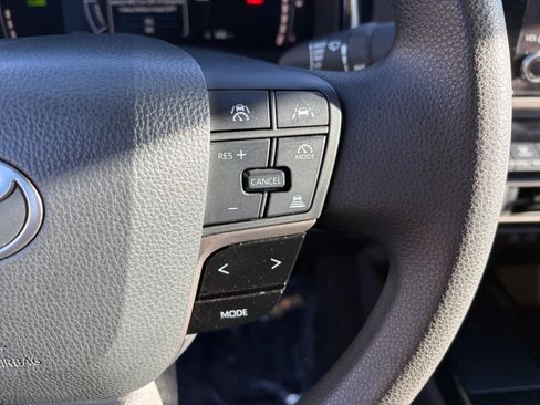 Used 2025 Toyota Camry LE FWD image 15