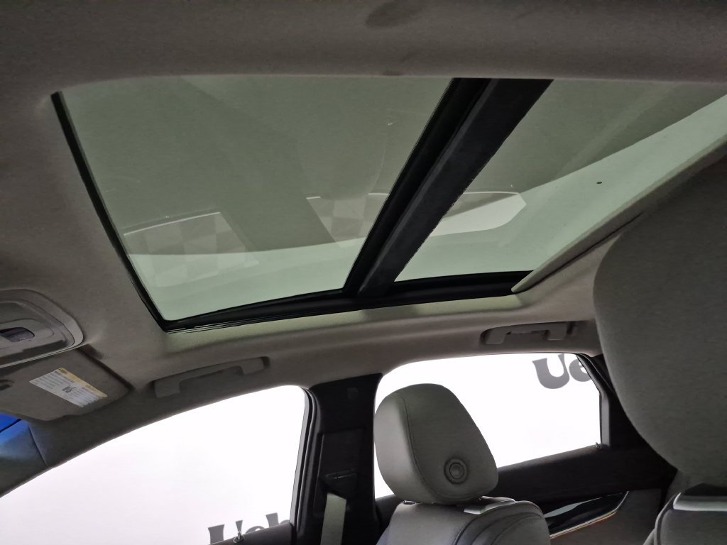 Used 2015 Cadillac XTS Premium FWD image 24