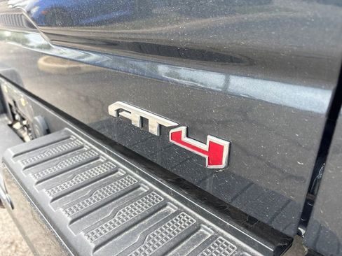 Used 2021 GMC Sierra 1500 AT4 w/ AT4 Premium Package AWD/4WD image 4