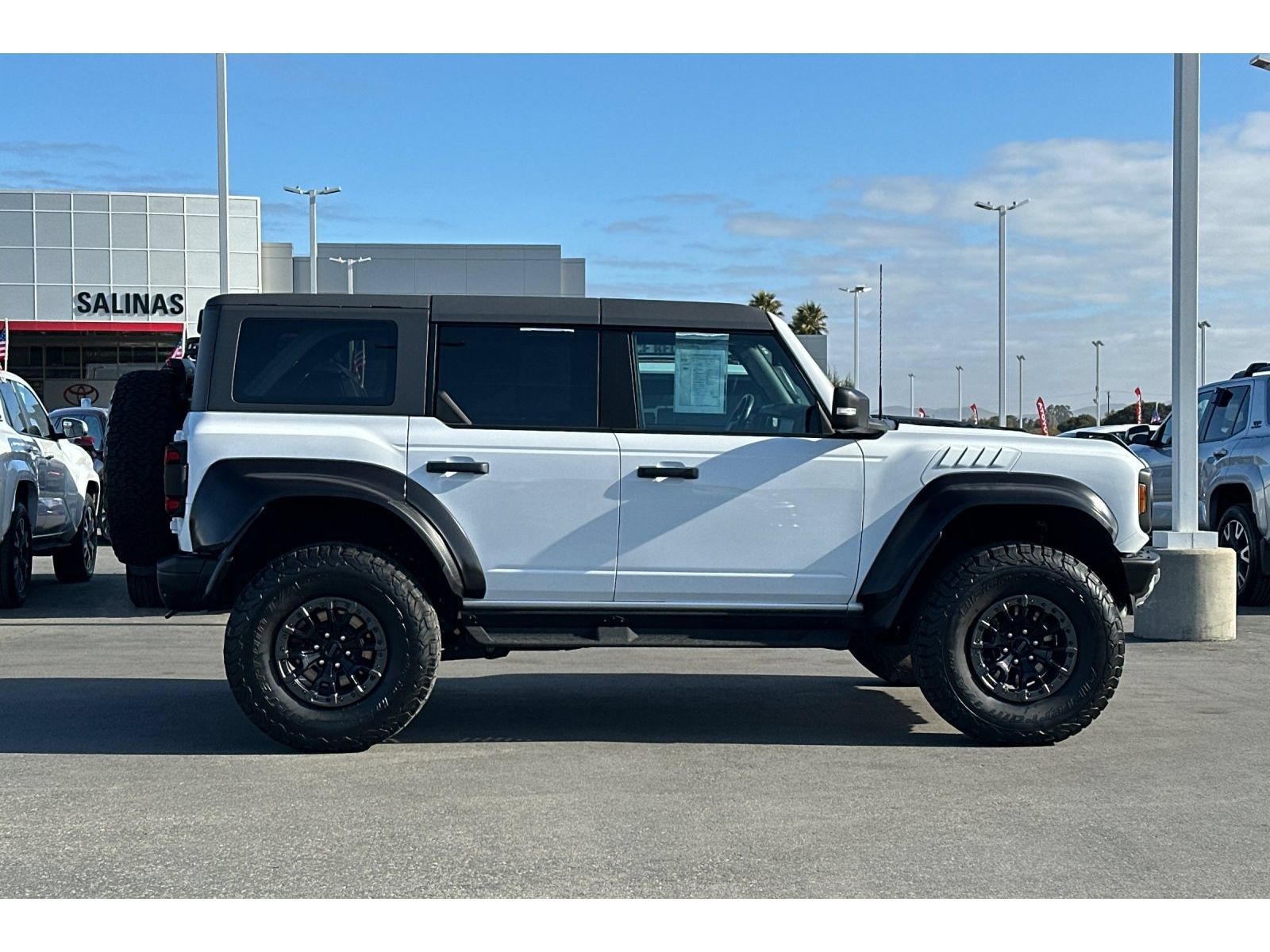Used 2023 Ford Bronco Raptor AWD/4WD image 3