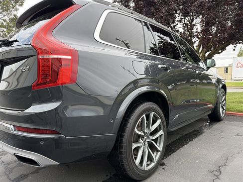 Used 2017 Volvo XC90 T6 Momentum w/ Vision Package AWD/4WD image 9