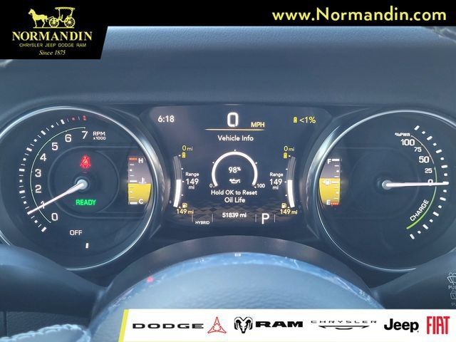 Used 2022 Jeep Wrangler Unlimited Sahara AWD/4WD image 8