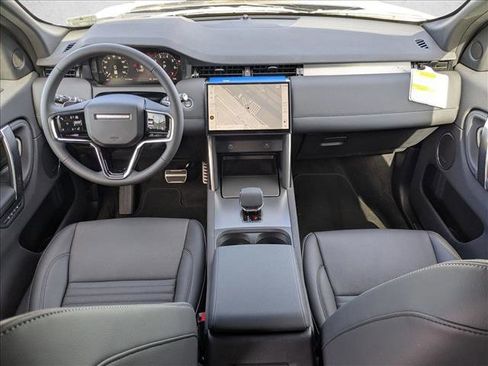 New 2026 Land Rover Discovery Sport Landmark image 15